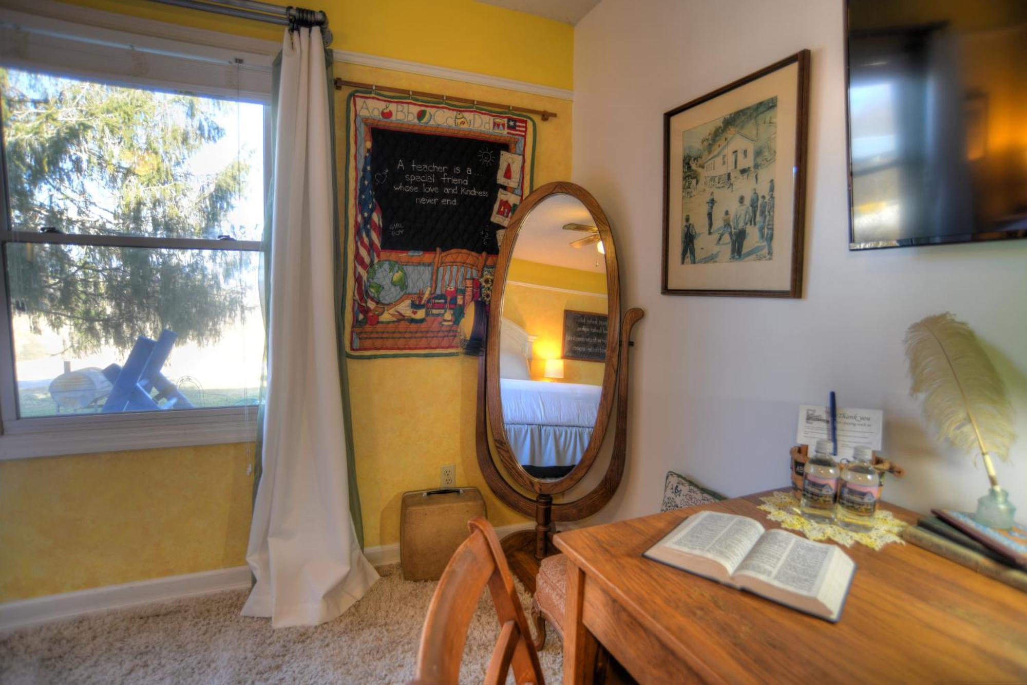 سيفيرفيل Blue Mountain Mist Country Inn الغرفة الصورة