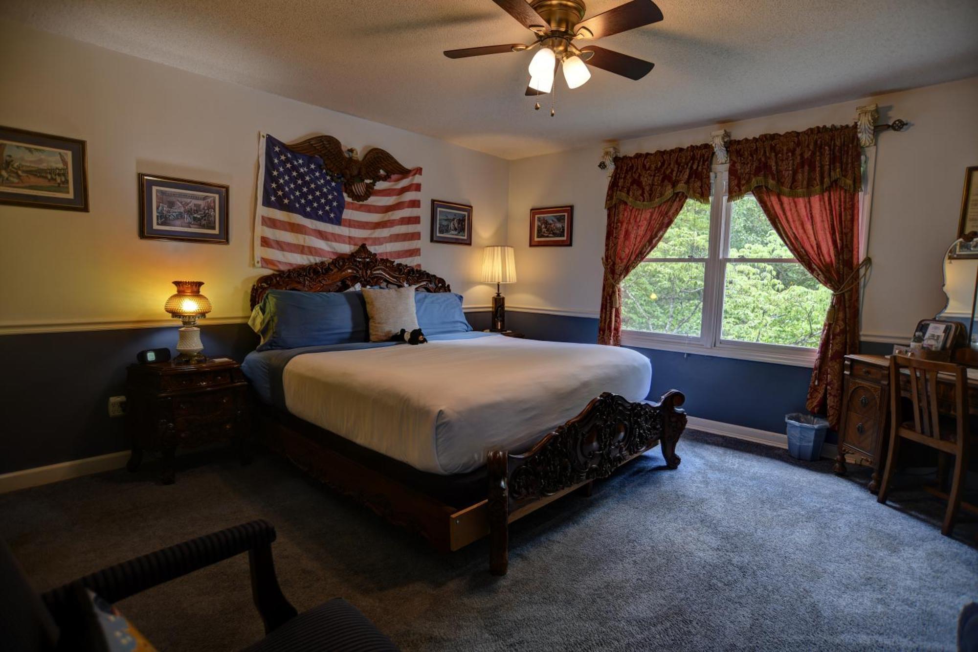 سيفيرفيل Blue Mountain Mist Country Inn الغرفة الصورة