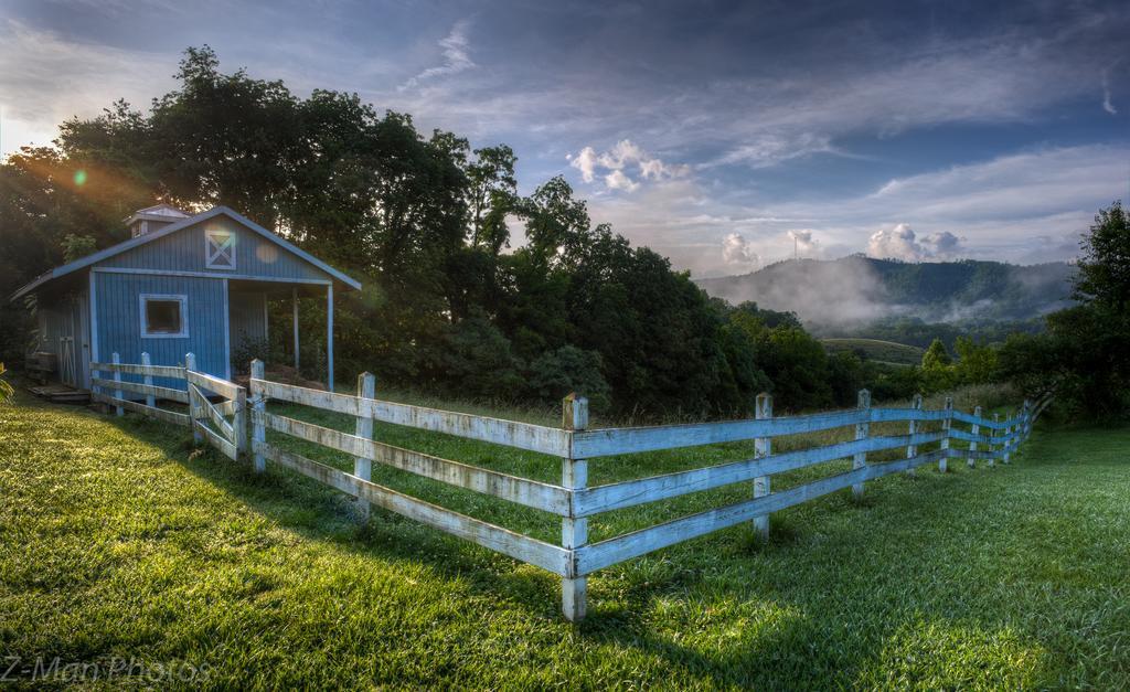 سيفيرفيل Blue Mountain Mist Country Inn المظهر الخارجي الصورة